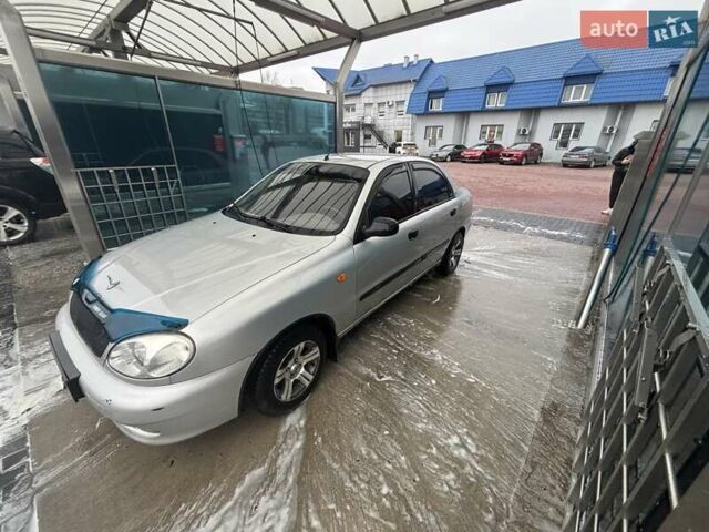 Сірий Деу Ланос, об'ємом двигуна 1.35 л та пробігом 168 тис. км за 1700 $, фото 3 на Automoto.ua