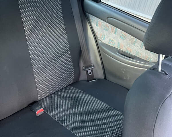 Сірий Деу Ланос, об'ємом двигуна 1.5 л та пробігом 202 тис. км за 2650 $, фото 27 на Automoto.ua