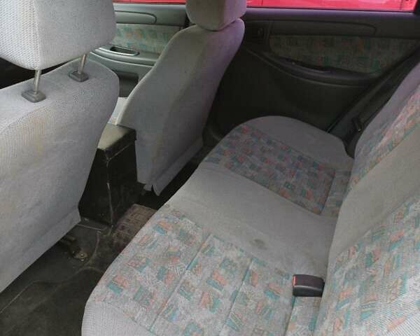 Сірий Деу Ланос, об'ємом двигуна 1.6 л та пробігом 212 тис. км за 2500 $, фото 3 на Automoto.ua