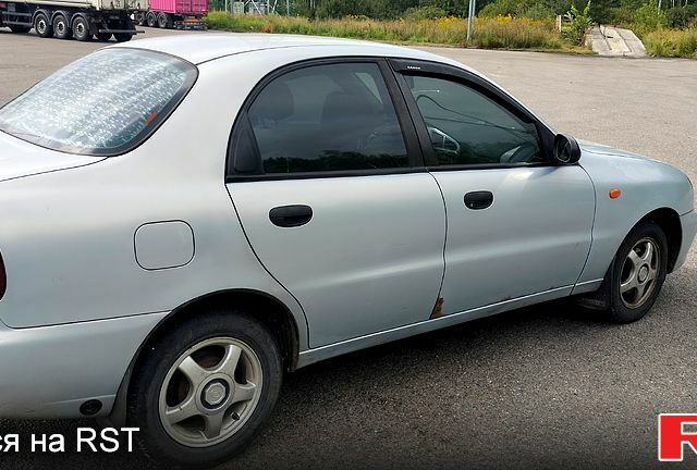 Серый Дэу Ланос, объемом двигателя 1.6 л и пробегом 213 тыс. км за 1500 $, фото 3 на Automoto.ua