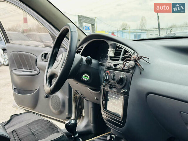 Сірий Деу Ланос, об'ємом двигуна 1.5 л та пробігом 350 тис. км за 2200 $, фото 23 на Automoto.ua