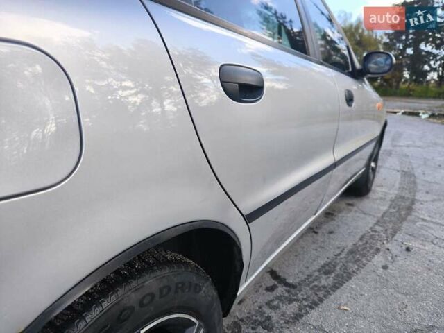 Дэу Ланос 2005 в Казатине на Automoto.ua Серый Дэу Ланос, объемом двигателя 1.5 л и пробегом 288 тыс. км за 2499 $, фото 1 на Automoto.ua