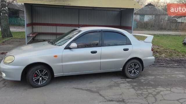 Серый Дэу Ланос, объемом двигателя 1.5 л и пробегом 262 тыс. км за 1750 $, фото 4 на Automoto.ua