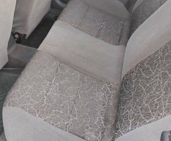 Сірий Деу Ланос, об'ємом двигуна 1.6 л та пробігом 231 тис. км за 2399 $, фото 4 на Automoto.ua