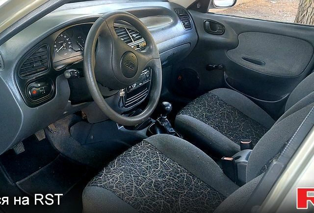 Серый Дэу Ланос, объемом двигателя 1.5 л и пробегом 134 тыс. км за 2200 $, фото 3 на Automoto.ua