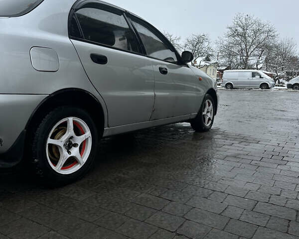 Сірий Деу Ланос, об'ємом двигуна 1.5 л та пробігом 200 тис. км за 2000 $, фото 6 на Automoto.ua