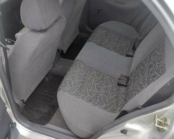 Серый Дэу Ланос, объемом двигателя 1.6 л и пробегом 188 тыс. км за 3200 $, фото 13 на Automoto.ua