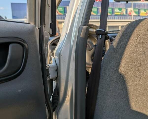 Сірий Деу Ланос, об'ємом двигуна 1.5 л та пробігом 67 тис. км за 3700 $, фото 23 на Automoto.ua