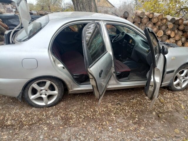 Сірий Деу Ланос, об'ємом двигуна 1.5 л та пробігом 237 тис. км за 1100 $, фото 5 на Automoto.ua