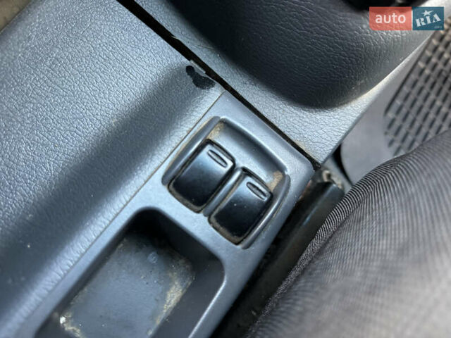 Сірий Деу Ланос, об'ємом двигуна 1.5 л та пробігом 176 тис. км за 2400 $, фото 36 на Automoto.ua