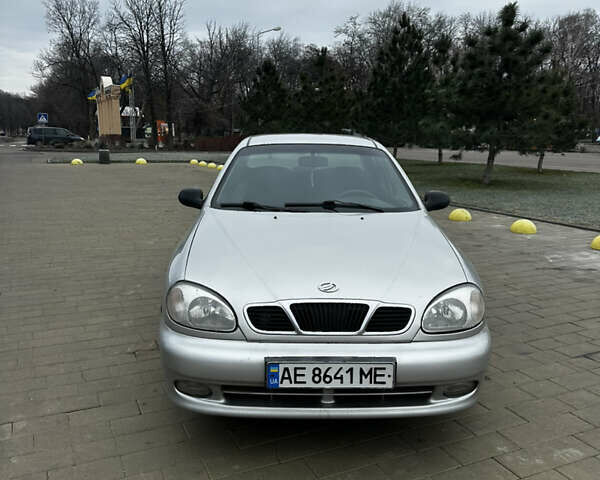 Дэу Ланос 2006 в Краматорске на Automoto.ua Серый Дэу Ланос, объемом двигателя 1.5 л и пробегом 286 тыс. км за 2750 $, фото 1 на Automoto.ua