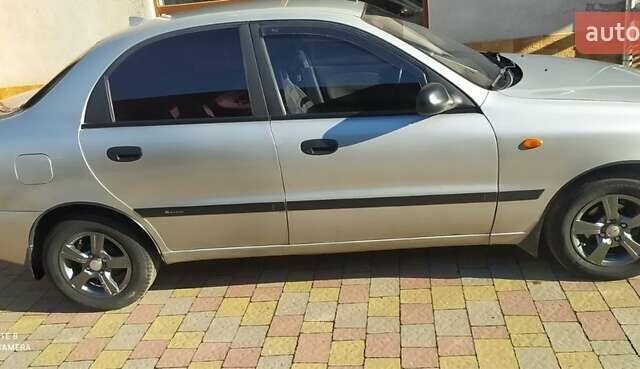 Серый Дэу Ланос, объемом двигателя 1.5 л и пробегом 180 тыс. км за 2500 $, фото 2 на Automoto.ua