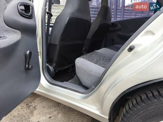 Серый Дэу Ланос, объемом двигателя 1.5 л и пробегом 190 тыс. км за 2600 $, фото 6 на Automoto.ua