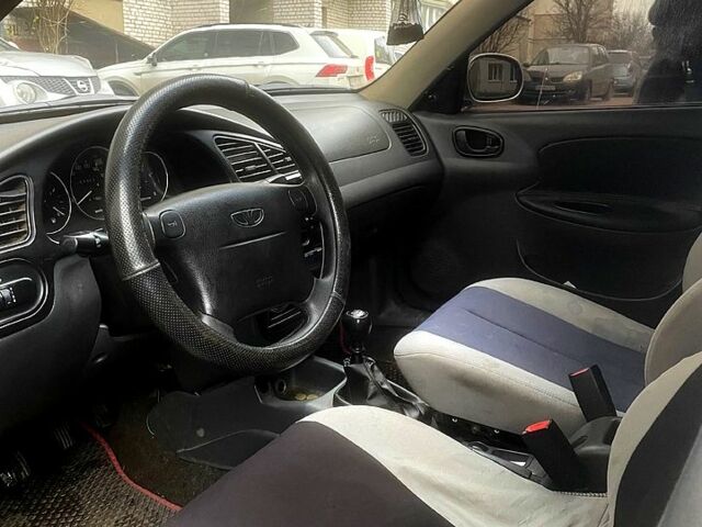 Серый Дэу Ланос, объемом двигателя 2 л и пробегом 253 тыс. км за 2500 $, фото 12 на Automoto.ua