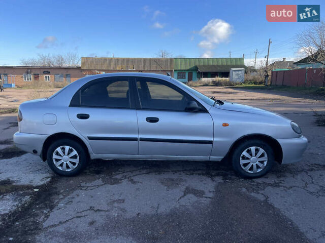 Серый Дэу Ланос, объемом двигателя 1.5 л и пробегом 250 тыс. км за 1450 $, фото 3 на Automoto.ua