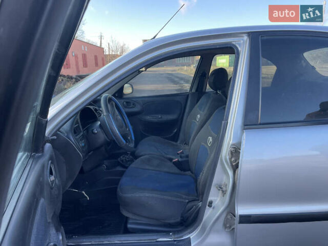 Серый Дэу Ланос, объемом двигателя 1.5 л и пробегом 250 тыс. км за 1450 $, фото 21 на Automoto.ua