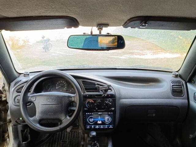 Серый Дэу Ланос, объемом двигателя 1.6 л и пробегом 245 тыс. км за 1400 $, фото 4 на Automoto.ua