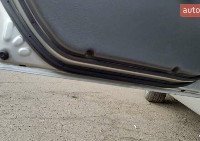 Сірий Деу Ланос, об'ємом двигуна 1.5 л та пробігом 290 тис. км за 2500 $, фото 17 на Automoto.ua