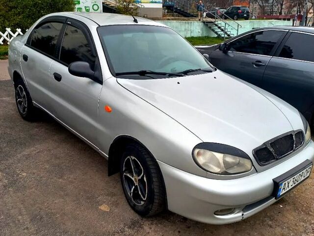 Сірий Деу Ланос, об'ємом двигуна 1.5 л та пробігом 200 тис. км за 2250 $, фото 1 на Automoto.ua