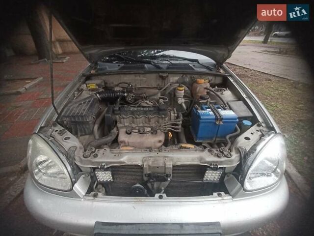 Сірий Деу Ланос, об'ємом двигуна 1.5 л та пробігом 236 тис. км за 2999 $, фото 7 на Automoto.ua