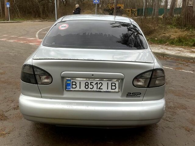 Серый Дэу Ланос, объемом двигателя 2 л и пробегом 253 тыс. км за 2500 $, фото 4 на Automoto.ua