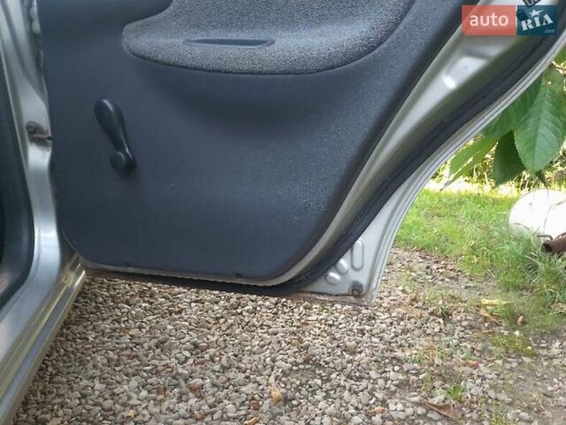 Деу Ланос 2006 у Сумах на Automoto.ua Сірий Деу Ланос, об'ємом двигуна 1.5 л та пробігом 175 тис. км за 2700 $, фото 11 на Automoto.ua