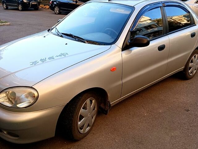 Серый Дэу Ланос, объемом двигателя 1.6 л и пробегом 86 тыс. км за 4000 $, фото 3 на Automoto.ua