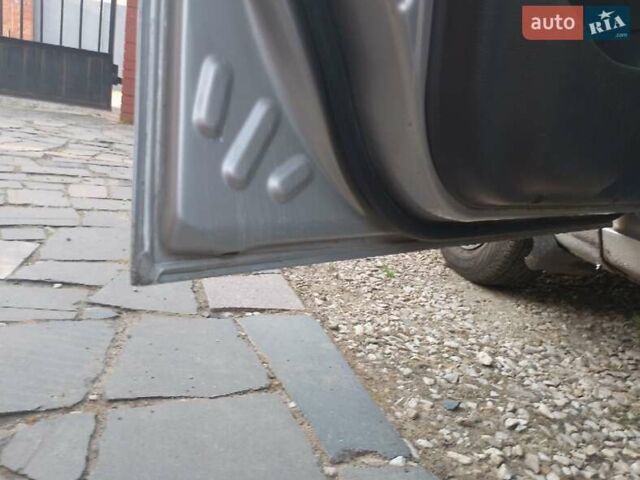 Деу Ланос 2006 у Сумах на Automoto.ua Сірий Деу Ланос, об'ємом двигуна 1.5 л та пробігом 175 тис. км за 2700 $, фото 6 на Automoto.ua