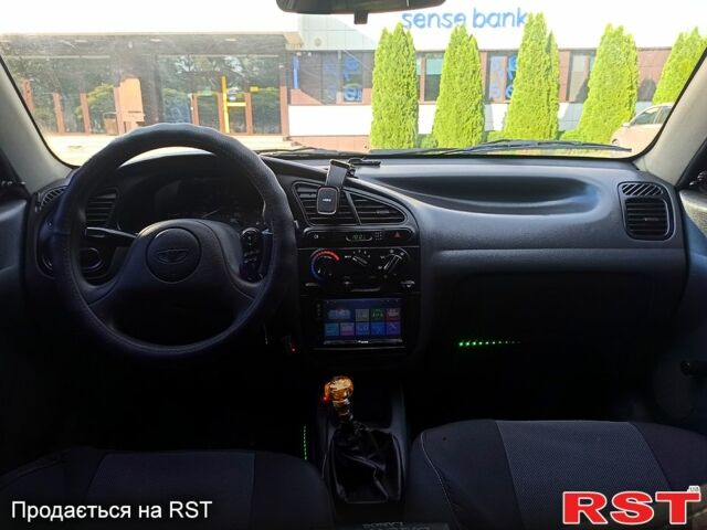 Сірий Деу Ланос, об'ємом двигуна 1.3 л та пробігом 300 тис. км за 1700 $, фото 4 на Automoto.ua