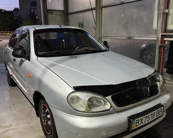 Сірий Деу Ланос, об'ємом двигуна 1.5 л та пробігом 280 тис. км за 1999 $, фото 1 на Automoto.ua
