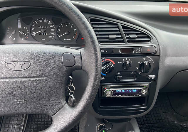 Серый Дэу Ланос, объемом двигателя 1.6 л и пробегом 157 тыс. км за 3250 $, фото 15 на Automoto.ua