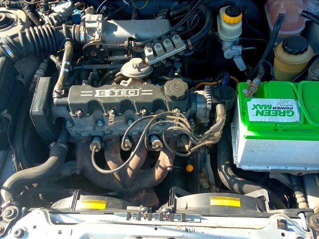 Серый Дэу Ланос, объемом двигателя 1.5 л и пробегом 229 тыс. км за 2500 $, фото 4 на Automoto.ua