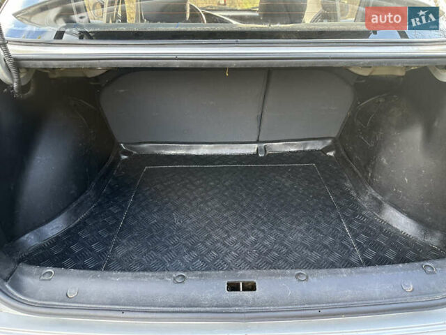 Серый Дэу Ланос, объемом двигателя 1.5 л и пробегом 225 тыс. км за 2000 $, фото 10 на Automoto.ua