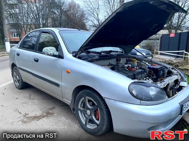 Серый Дэу Ланос, объемом двигателя 1.5 л и пробегом 200 тыс. км за 1700 $, фото 7 на Automoto.ua