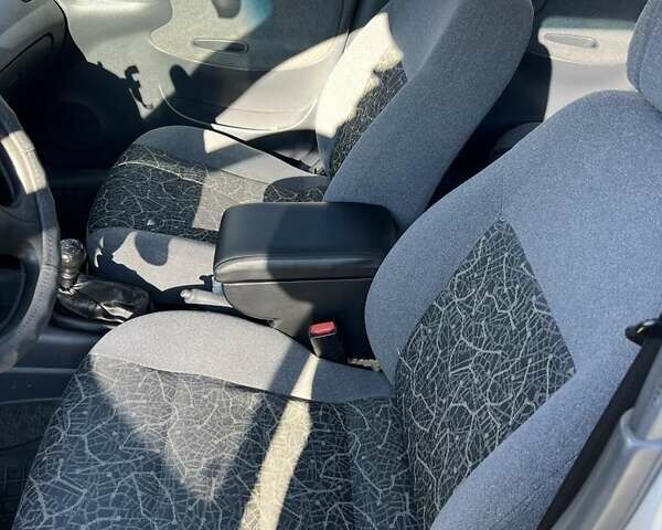 Серый Дэу Ланос, объемом двигателя 1.5 л и пробегом 198 тыс. км за 3300 $, фото 6 на Automoto.ua