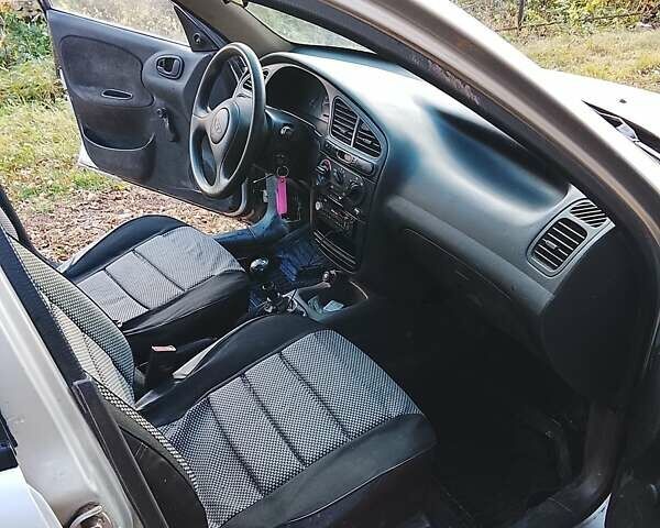 Деу Ланос 2006 у Теофиполь на Automoto.ua Сірий Деу Ланос, об'ємом двигуна 1.5 л та пробігом 185 тис. км за 1200 $, фото 3 на Automoto.ua