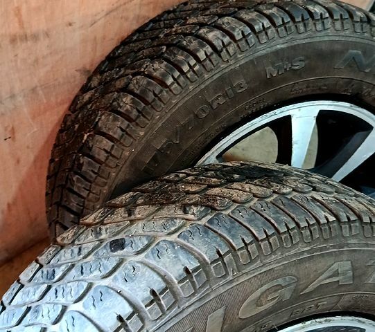 Сірий Деу Ланос, об'ємом двигуна 1.5 л та пробігом 320 тис. км за 2450 $, фото 2 на Automoto.ua