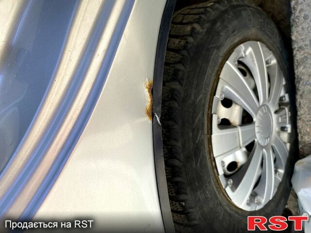 Сірий Деу Ланос, об'ємом двигуна 1.5 л та пробігом 186 тис. км за 2399 $, фото 3 на Automoto.ua