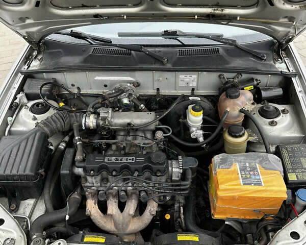 Дэу Ланос 2006 в Краматорске на Automoto.ua Серый Дэу Ланос, объемом двигателя 1.5 л и пробегом 286 тыс. км за 2750 $, фото 11 на Automoto.ua