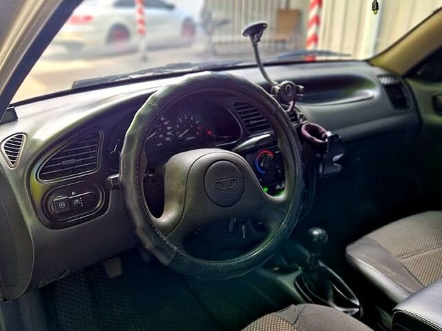 Сірий Деу Ланос, об'ємом двигуна 1.5 л та пробігом 197 тис. км за 1950 $, фото 7 на Automoto.ua