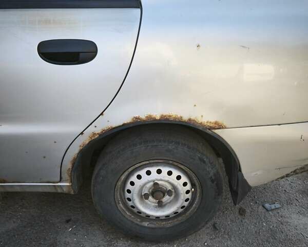 Сірий Деу Ланос, об'ємом двигуна 1.5 л та пробігом 532 тис. км за 2300 $, фото 3 на Automoto.ua