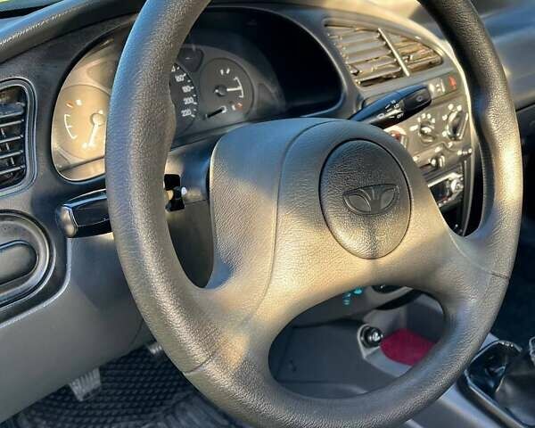 Сірий Деу Ланос, об'ємом двигуна 1.5 л та пробігом 151 тис. км за 3500 $, фото 39 на Automoto.ua