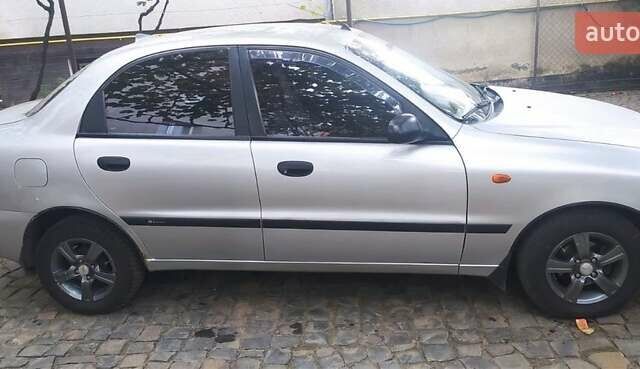 Серый Дэу Ланос, объемом двигателя 1.5 л и пробегом 180 тыс. км за 2500 $, фото 3 на Automoto.ua