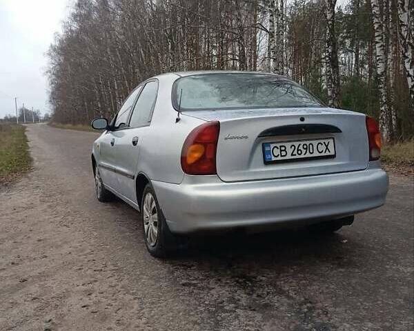 Серый Дэу Ланос, объемом двигателя 1.5 л и пробегом 212 тыс. км за 1950 $, фото 6 на Automoto.ua