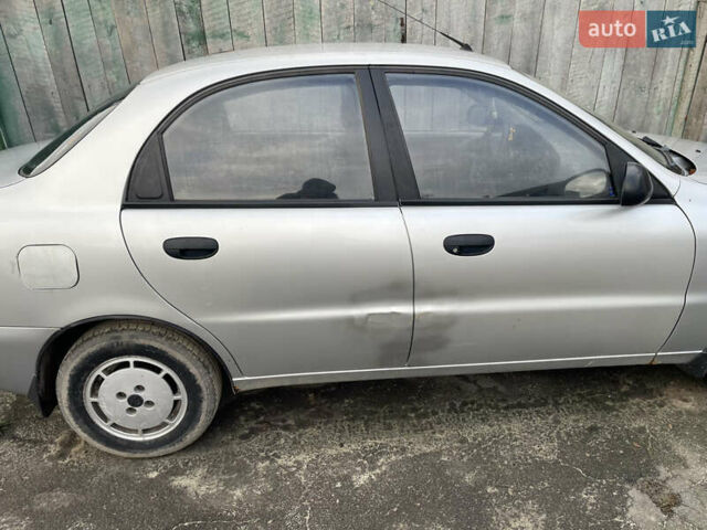 Серый Дэу Ланос, объемом двигателя 1.6 л и пробегом 197 тыс. км за 2100 $, фото 4 на Automoto.ua