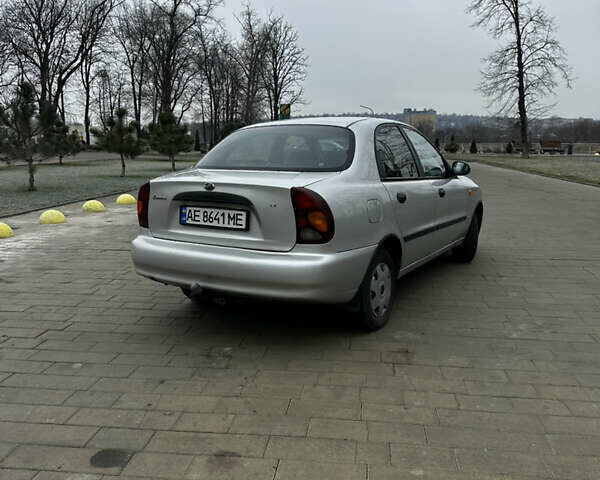 Дэу Ланос 2006 в Краматорске на Automoto.ua Серый Дэу Ланос, объемом двигателя 1.5 л и пробегом 286 тыс. км за 2750 $, фото 4 на Automoto.ua