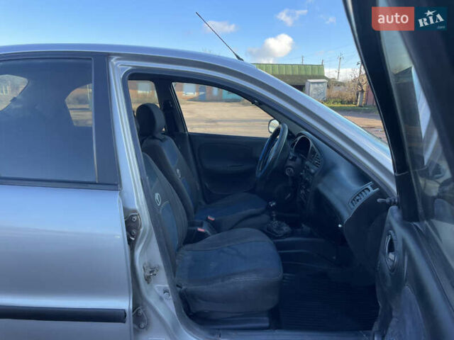 Серый Дэу Ланос, объемом двигателя 1.5 л и пробегом 250 тыс. км за 1450 $, фото 25 на Automoto.ua