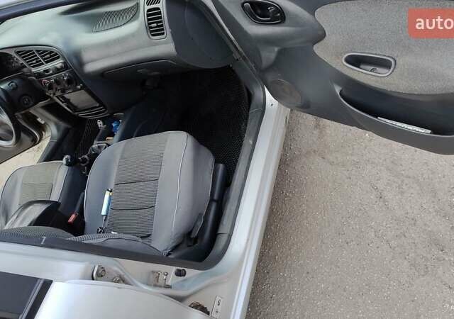 Сірий Деу Ланос, об'ємом двигуна 1.5 л та пробігом 290 тис. км за 2500 $, фото 20 на Automoto.ua