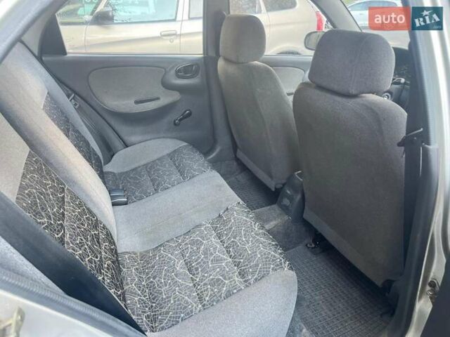 Сірий Деу Ланос, об'ємом двигуна 0 л та пробігом 195 тис. км за 2500 $, фото 3 на Automoto.ua