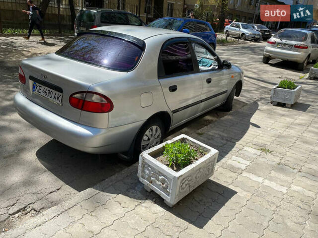 Сірий Деу Ланос, об'ємом двигуна 1.5 л та пробігом 186 тис. км за 2299 $, фото 5 на Automoto.ua